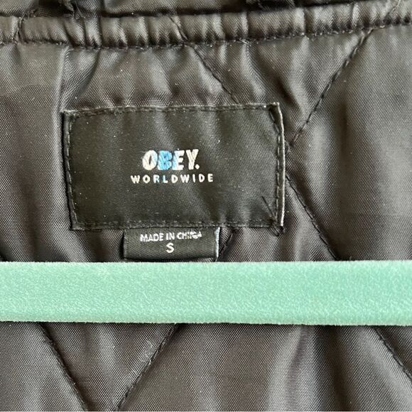 OBEY men’s black winter jacket with hood Size Small - Picture 5 of 7
